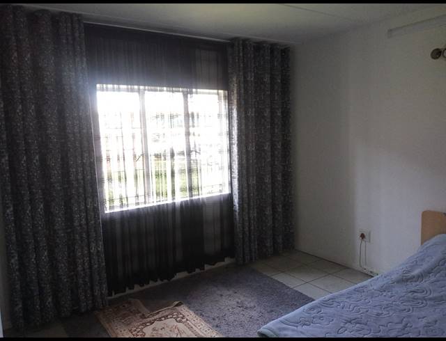 2 BEDROOM SECTIONAL TITLE FOR SALE IN COMET